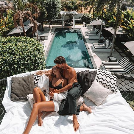 White Palm Hotel Uluwatu Bali Jimbaran Exteriör bild
